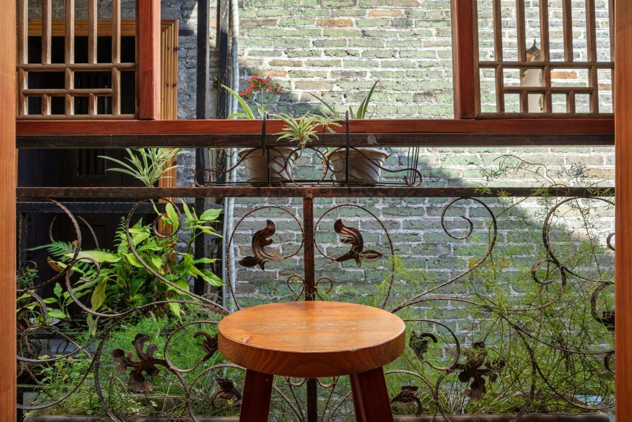 Гостевой дом Yangshuo Secret Garden Экстерьер фото