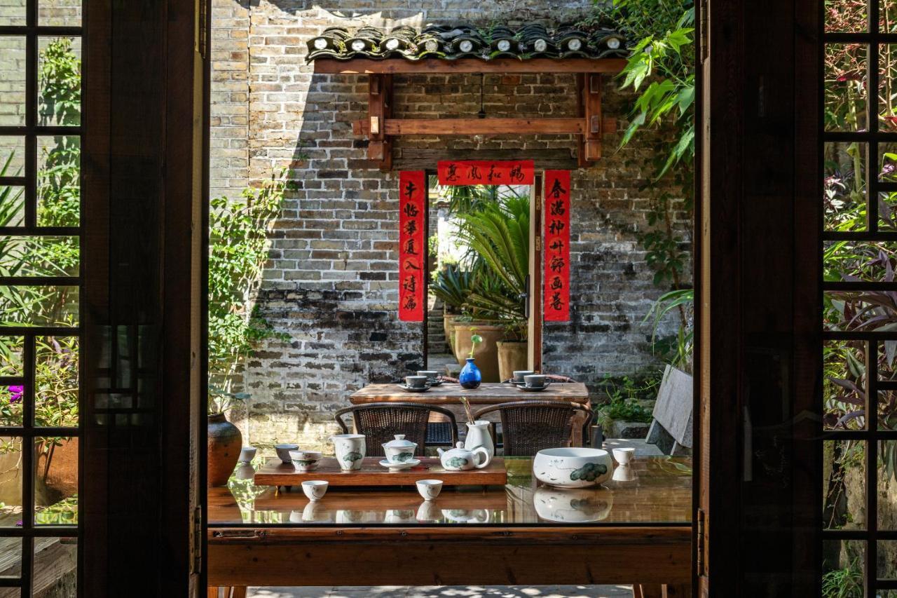 Гостевой дом Yangshuo Secret Garden Экстерьер фото